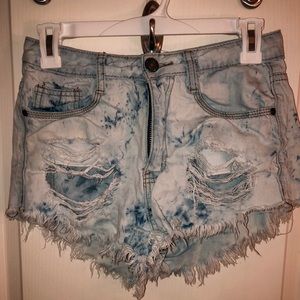 Machine High-Waisted Acid Washed Jean Shorts.
